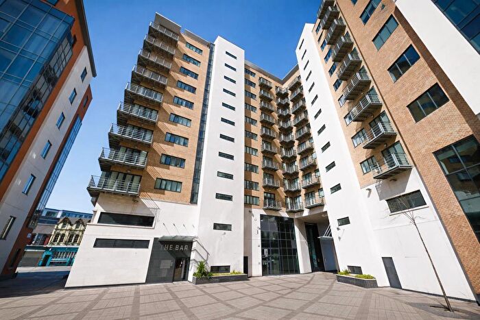 2 Bedroom Flat To Rent In The Bar, Newcastle Upon Tyne, NE1