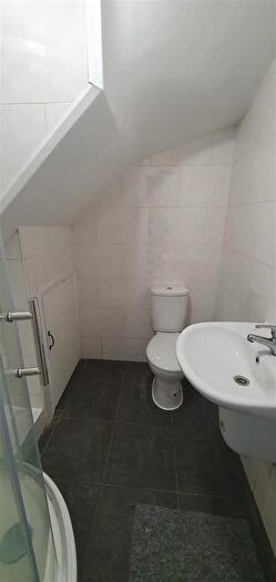 Studio To Rent In Grove Road, Hounslow, TW3