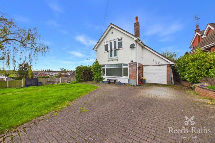 2 Bedroom Detached House For Sale In Bailey Crescent, Congleton, Cheshire, CW12