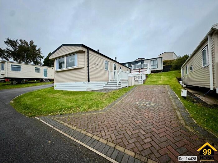 2 Bedroom Park Home For Sale In Star Resort Snowdon View, Brynrefail, Llanberis, Gwynedd, LL55