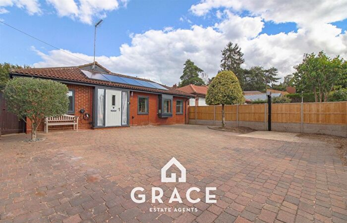 3 Bedroom Detached Bungalow For Sale In Dale Hall Lane, Ipswich, IP1