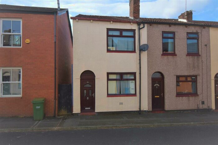 2 Bedroom End Of Terrace House To Rent In Oak Street, Tyldesley, Manchester, M29