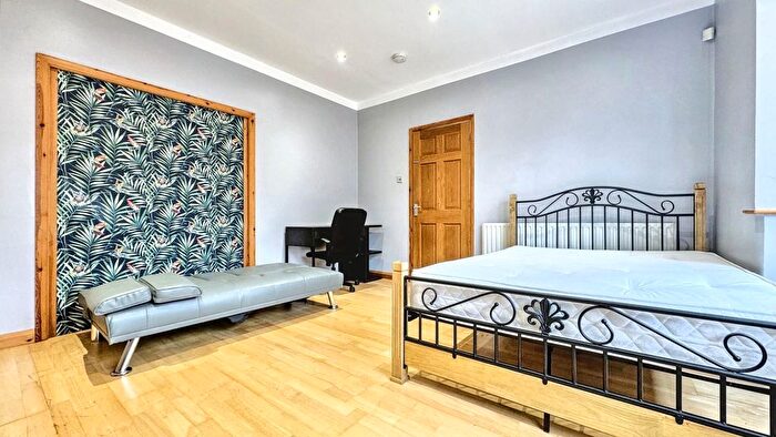 4 Bedroom Terraced House To Rent In Tredegar Road, Fishponds, Bristol, BS16