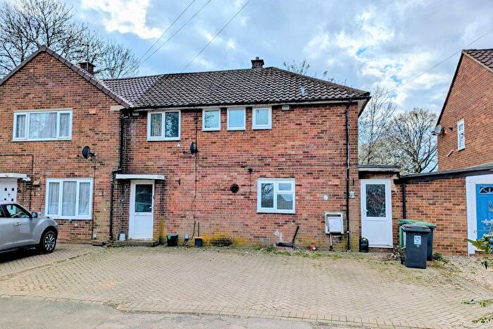 3 Bedroom Semi Detached House For Sale In Everest Way, Adeyfield, HP2