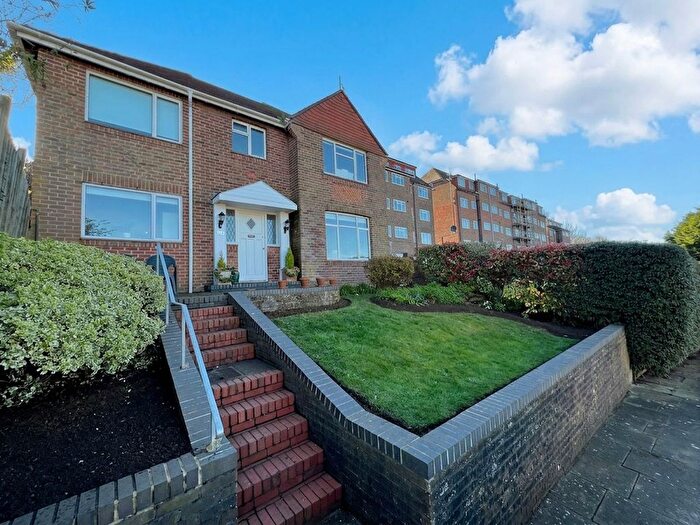 5 Bedroom Detached House To Rent In Goldstone Way, Hove, BN3