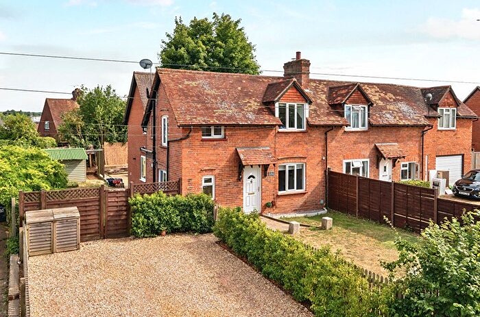 4 Bedroom Semi-Detached House For Sale In Godalming, Surrey, GU7
