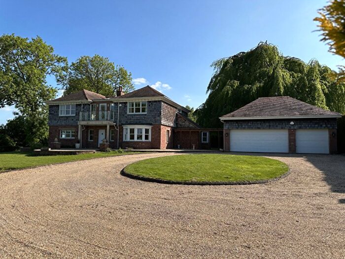 5 Bedroom Detached House To Rent In Cedar Falls Health Farm, Bishops Lydeard, Taunton, TA4