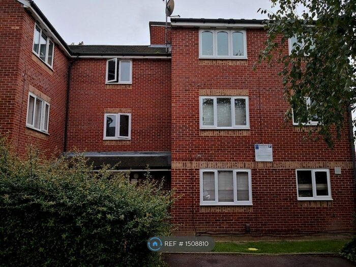 1 Bedroom Flat To Rent In Southgate, London, N14