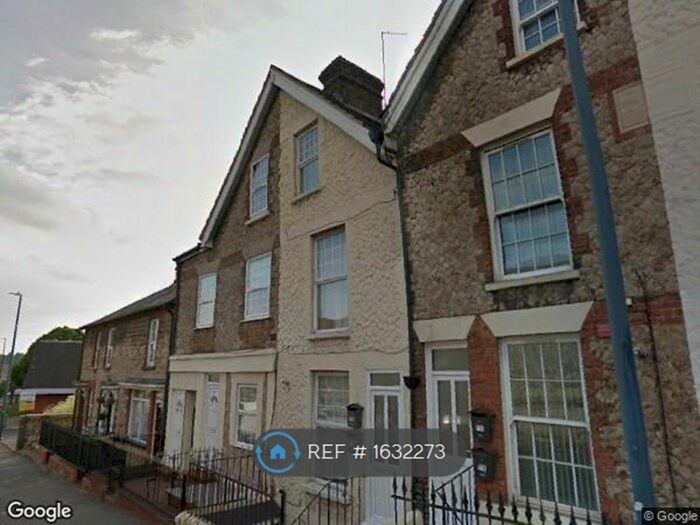 1 Bedroom Flat To Rent In Lower Boxley Road, Maidstone, ME14