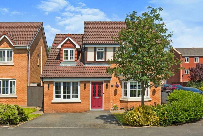 4 Bedroom Detached House To Rent In Hazel Pear Close, Horwich, Bolton, Greater Manchester, BL6