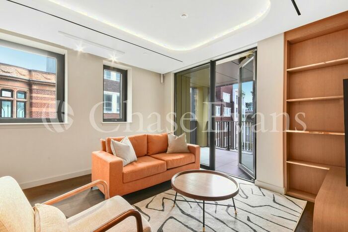 3 Bedroom Flat To Rent In Tottenham Ct Road West, West End, W1F