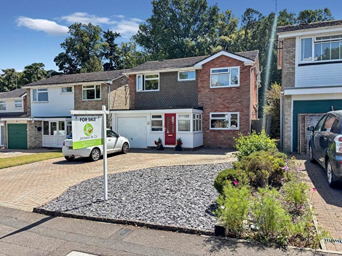 4 Bedroom Detached House For Sale In Plovers Way, Bury St Edmunds, IP33