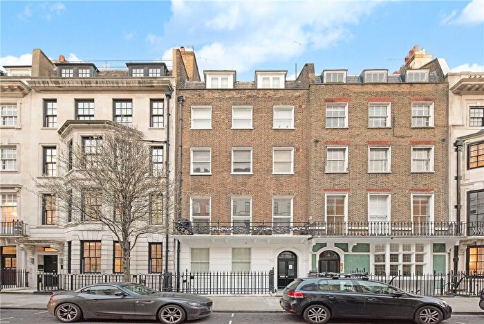 4 Bedroom Flat To Rent In Harley Street, Marylebone, London, W1G