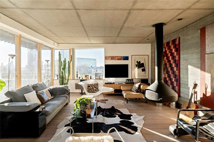 3 Bedroom Terraced House To Rent In Waldo Road, London, NW10