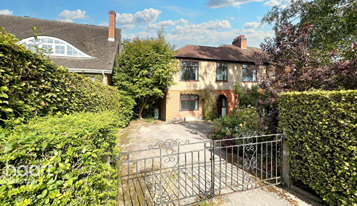 4 Bedroom Semi-Detached House For Sale In Cloves Hill, Ilkeston, DE7