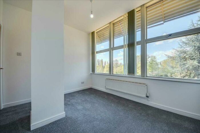 2 Bedroom Apartment To Rent In Avon House, Tithe Barn Road, Wellingborough, NN8