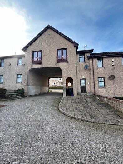 2 Bedroom Flat To Rent In Cloverdale Court, Bucksburn, Aberdeen, AB21
