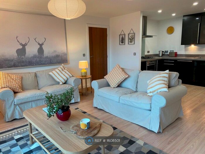 1 Bedroom Flat To Rent In Kimmerghame Path, Edinburgh, EH4