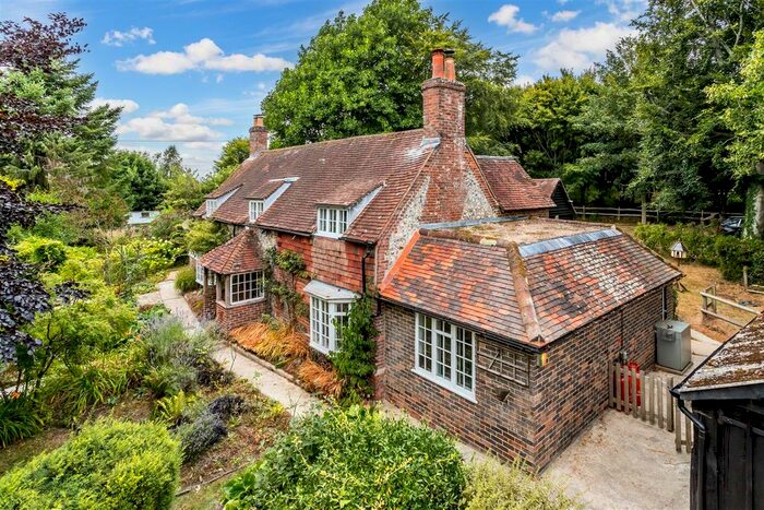 4 Bedroom Detached House For Sale In Forestside, Rowland's Castle, West Sussex, PO9