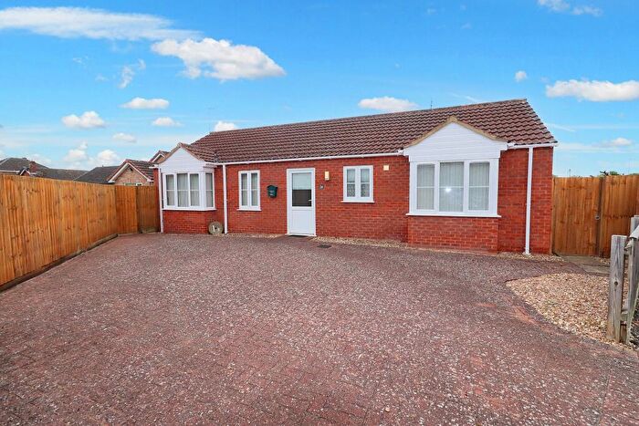 3 Bedroom Detached Bungalow For Sale In Park Close, Spalding, PE11