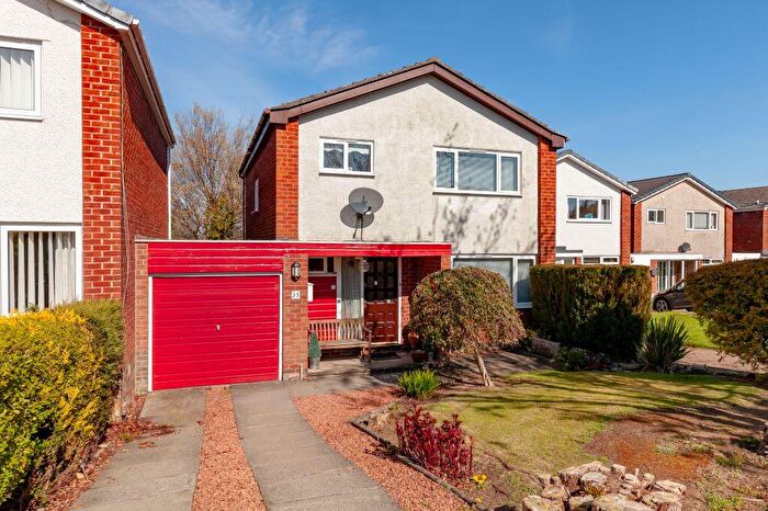 3 Bedroom Detached House For Sale In Greenfield Crescent, Balerno, EH14
