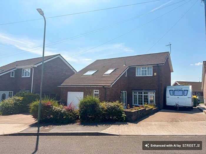 4 Bedroom Detached House For Sale In Harlech Close, Blackwood, NP12