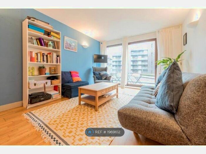 2 Bedroom Flat To Rent In Isaac Way, Manchester, M4