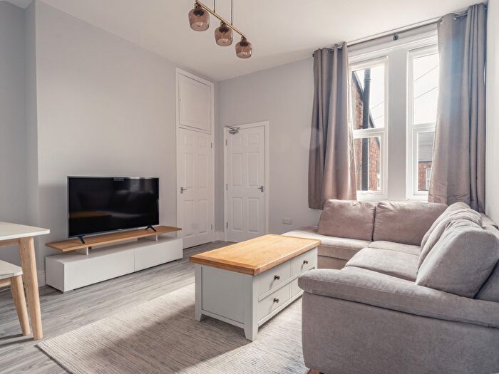 4 Bedroom Flat To Rent In Sackville Road, Newcastle Upon Tyne, NE6