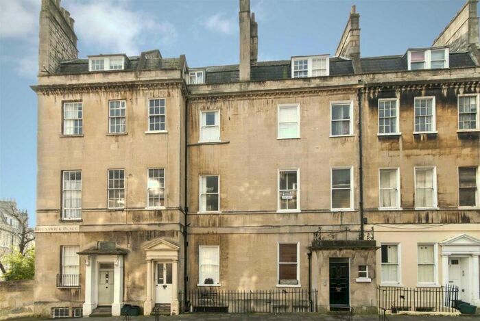 1 Bedroom Apartment To Rent In Brunswick Place, Bath, BA1