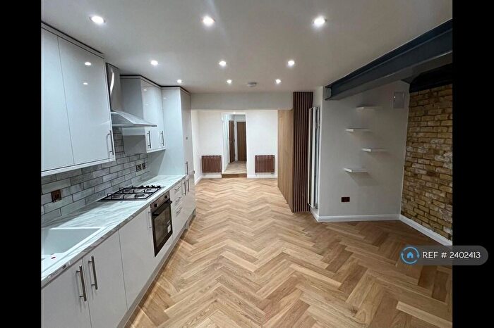 2 Bedroom Flat To Rent In London, London, E11