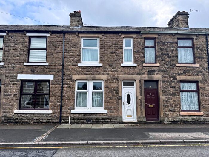 3 Bedroom Terraced House For Sale In Manchester Road, Chapel-En-Le-Frith, SK23