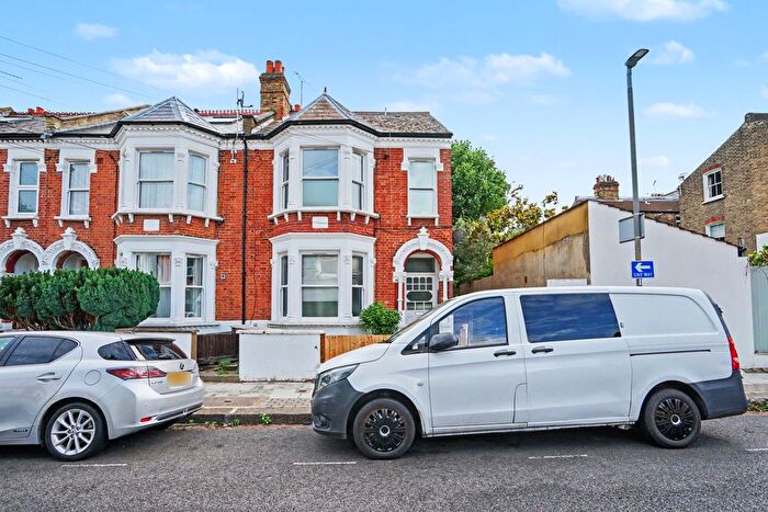 2 Bedroom Flat For Sale In Childebert Road, London, SW17
