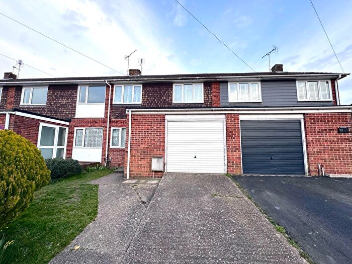 3 Bedroom Terraced House To Rent In Highfield Road, Willesborough, TN24