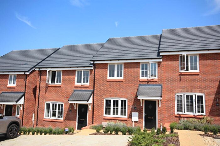 3 Bedroom Terraced House For Sale In Spindleberry Avenue, Wellingborough, NN8
