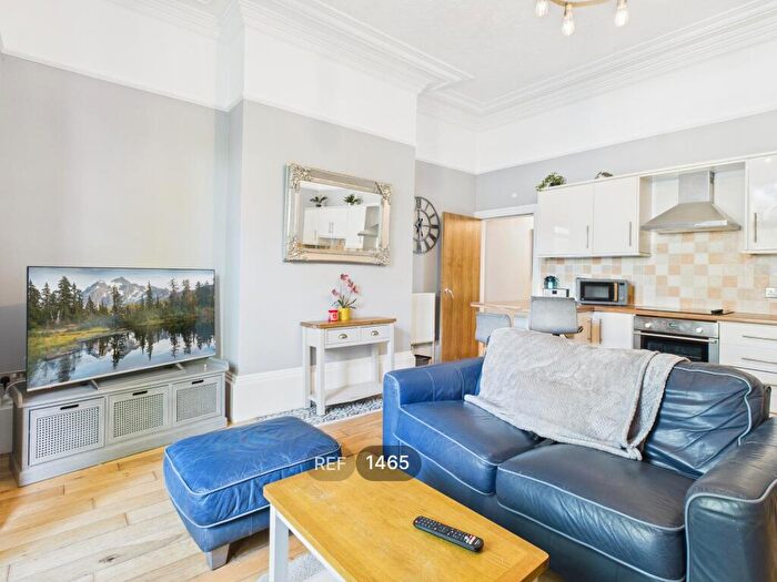 1 Bedroom Apartment To Rent In Pearson Park, Hull, HU5
