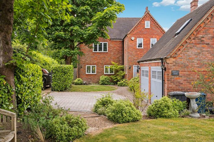 5 Bedroom Detached House For Sale In Hammersley Lane, Penn, HP10