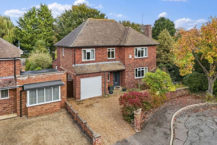 5 Bedroom Detached House For Sale In Cranleigh Road, Kettering, NN15