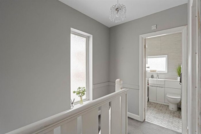 3 Bedroom End Terrace House For Sale In Lichfield Road, Coventry, CV3