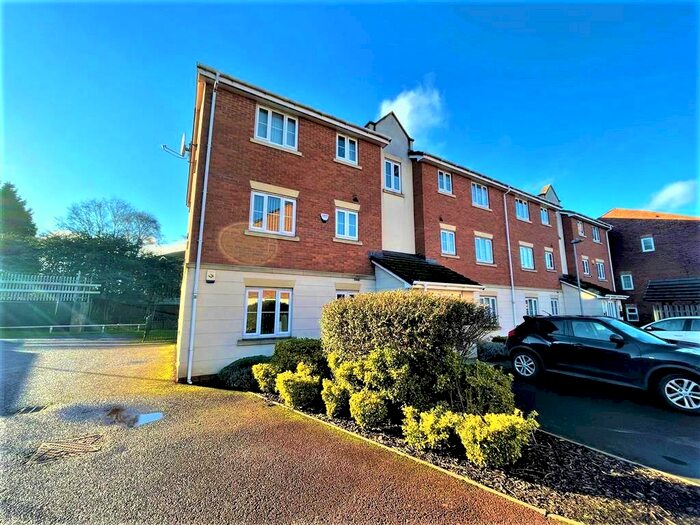 2 Bedroom Flat To Rent In Bagnalls Wharf, Wednesbury, WS10