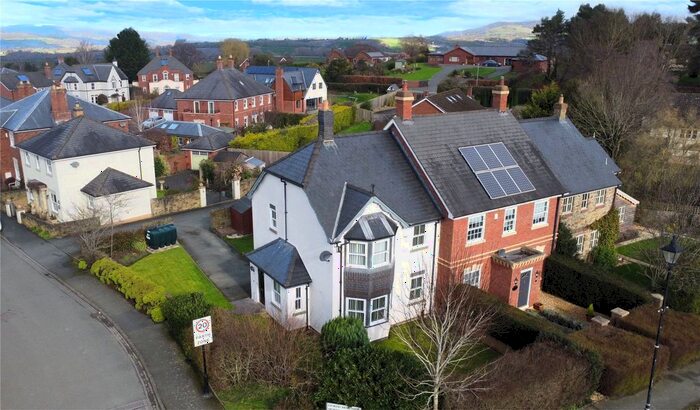 3 Bedroom End Of Terrace House For Sale In Mortimer Road, Montgomery, Powys, SY15