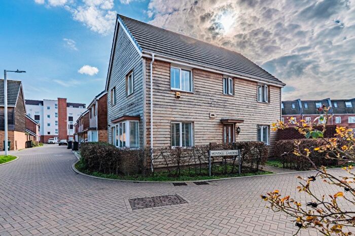 4 Bedroom Detached House For Sale In Darwin Avenue, Dartford, DA1