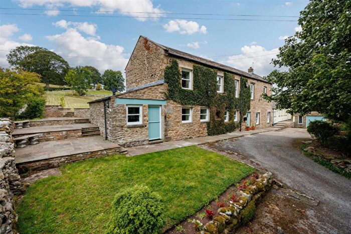 4 Bedroom Detached House For Sale In Drumlins, Aysgarth, Leyburn, DL8