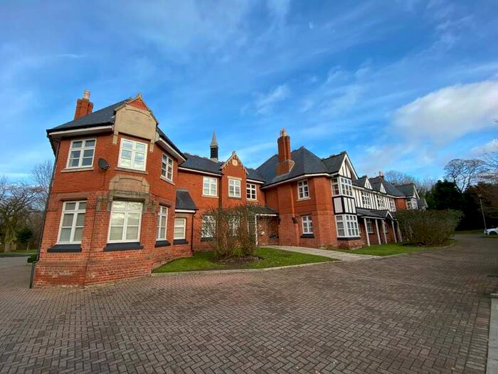 3 Bedroom Apartment To Rent In Maple Court, Knowsley, Prescot, L34