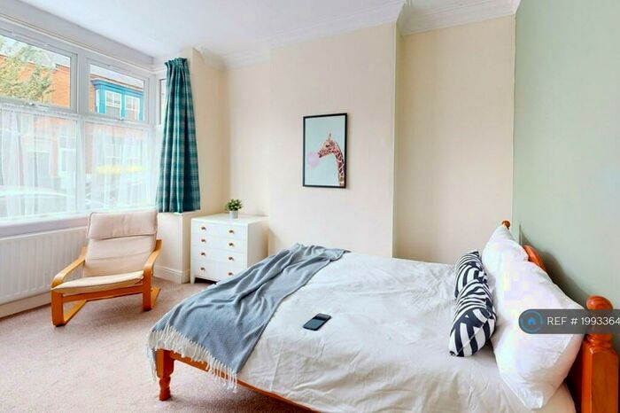 5 Bedroom End Of Terrace House To Rent In Beaconsfield Road, Leicester, LE3