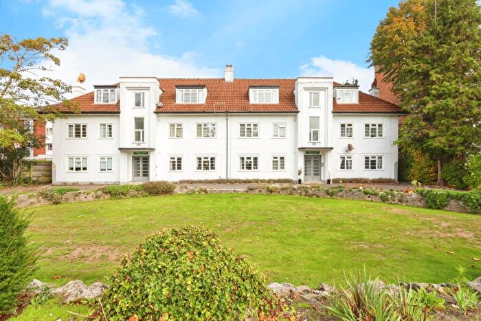 1 Bedroom Flat For Sale In Poole Road, Branksome, Poole, Dorset, BH12