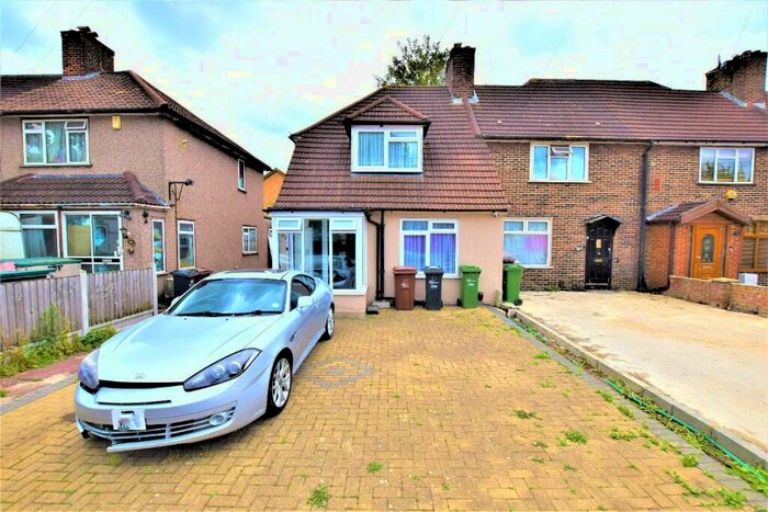 2 Bedroom End Of Terrace House To Rent In Becontree Avenue, Dagenham, RM8
