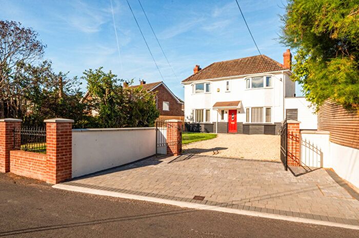 3 Bedroom Detached House For Sale In Standards Road, Westonzoyland, Bridgwater, Somerset, TA7