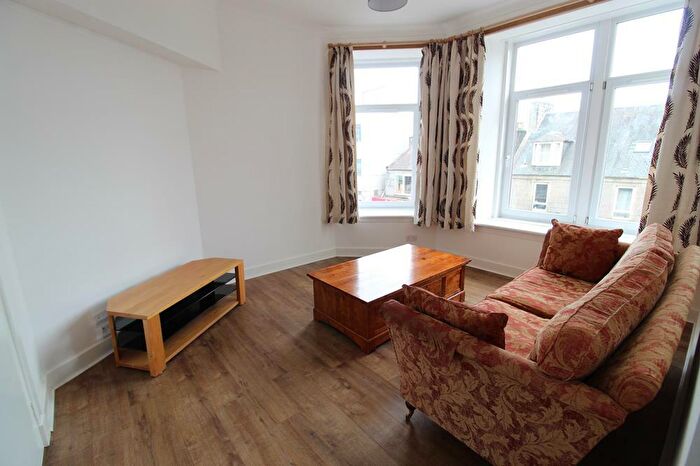 2 Bedroom Flat To Rent In Holburn Street, Second Floor Flat, AB10