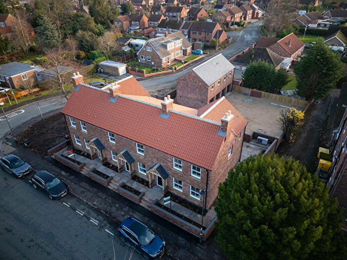 3 Bedroom Cottage For Sale In High Street, Airmyn, DN14