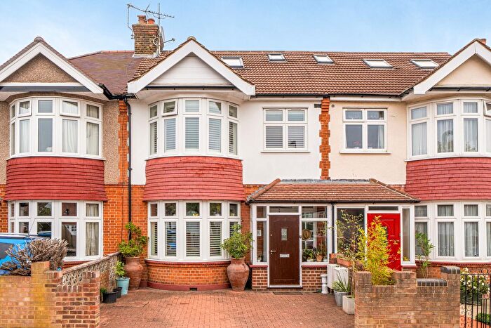 5 Bedroom Terraced House For Sale In Balmoral Gardens, London, W13